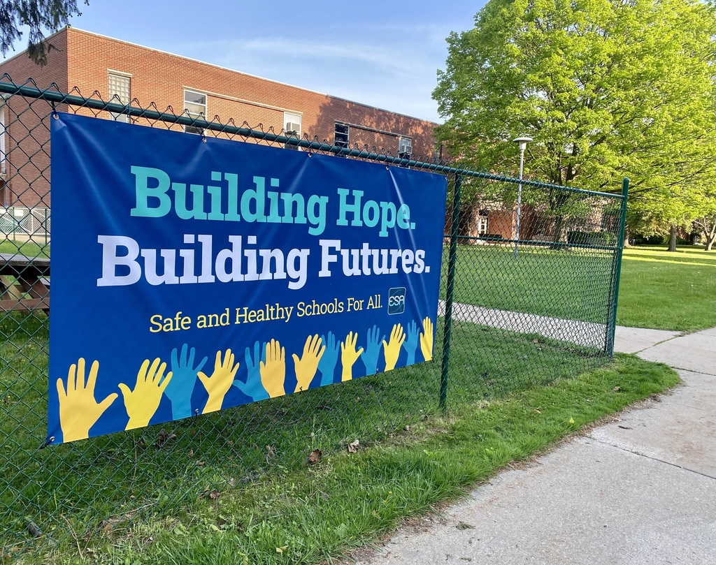 Building Hope Building Futures Sign