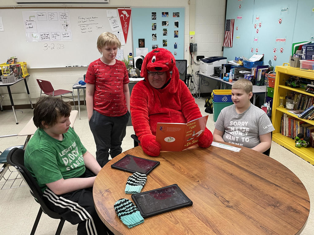 Clifford the Big Red Dog at Jefferson